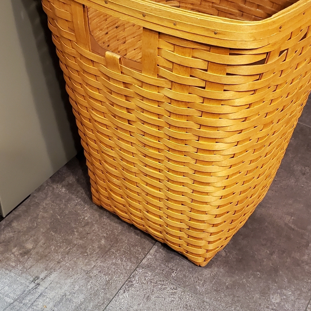 Longaberger Hamper